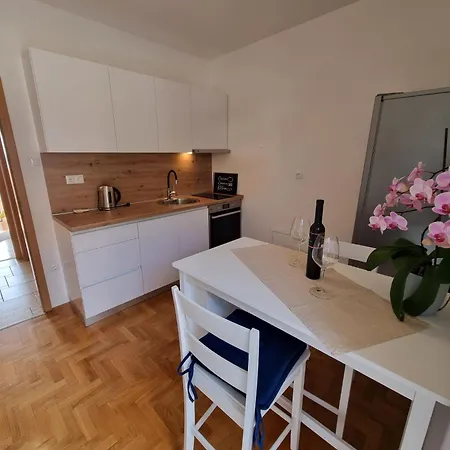 Apartman Nina 2 Pax By Interhome *